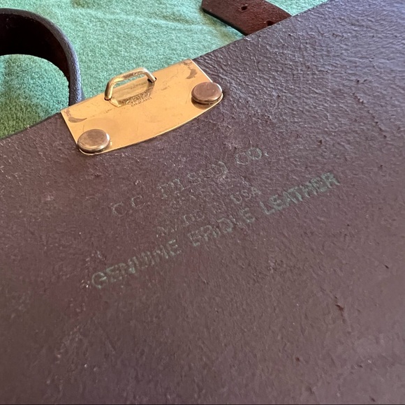 Filson Bridle Leather Briefcase - Field Satchel Made In USA Veg Tan Leather - Picture 4 of 14